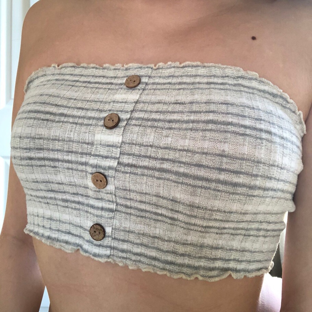 forever 21 button crop top